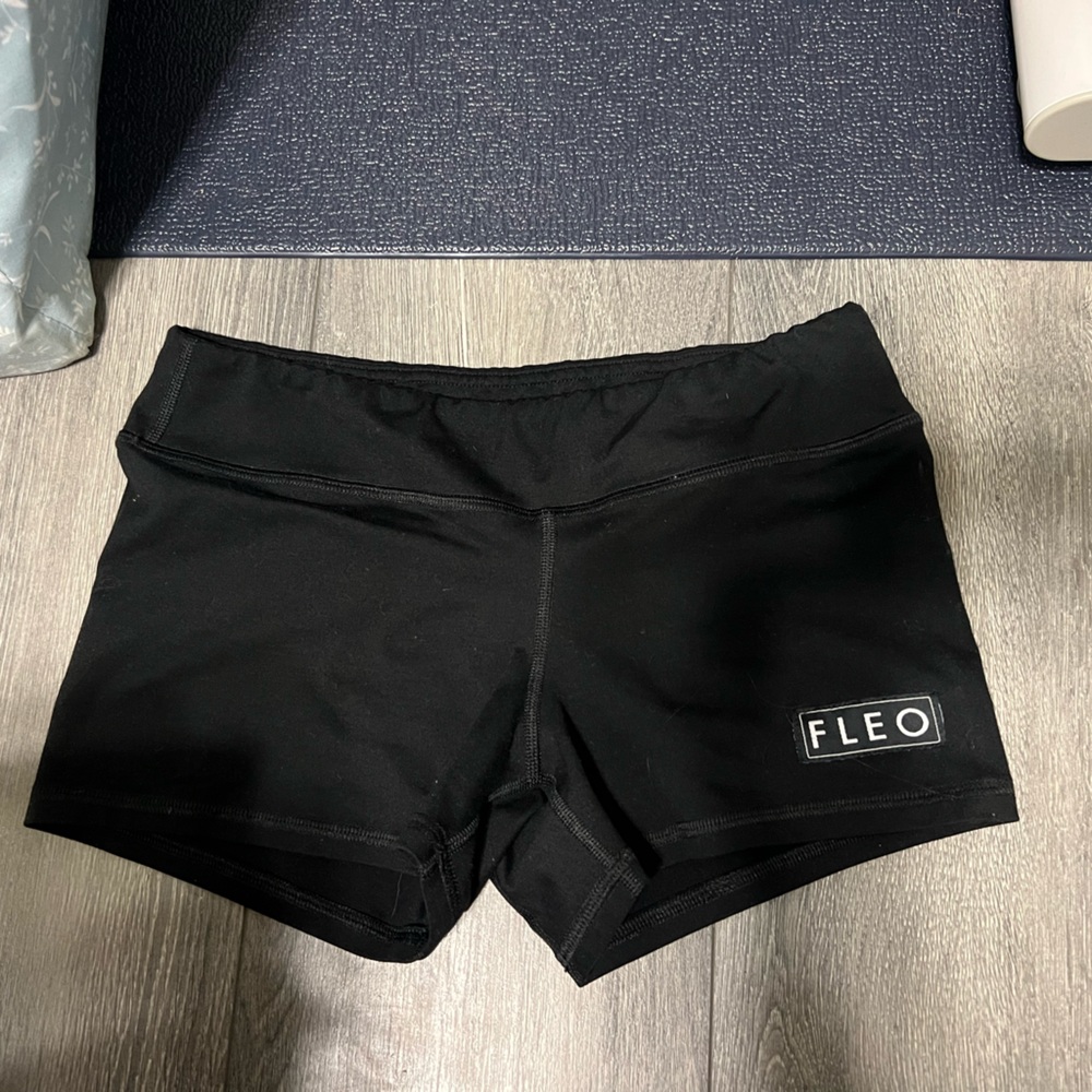 Fleo Shorts - image 1